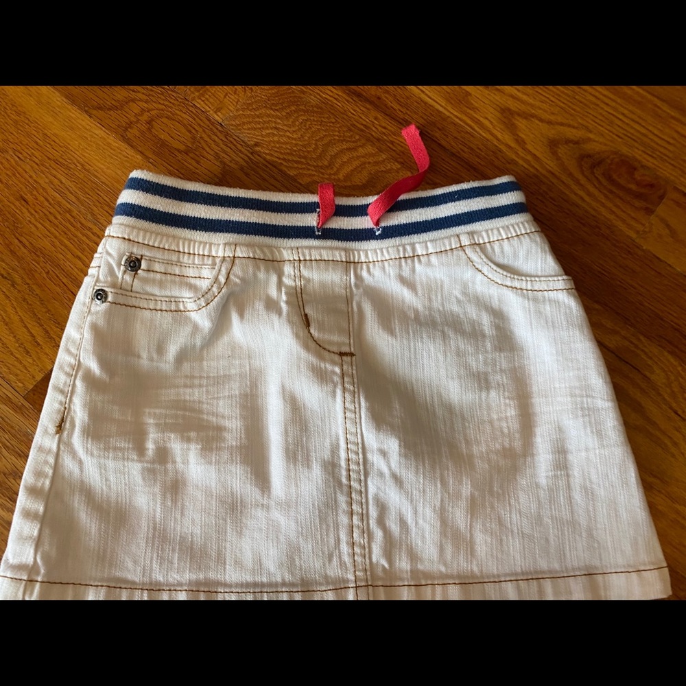 White Jean Mini skirt 5-6 yrs.